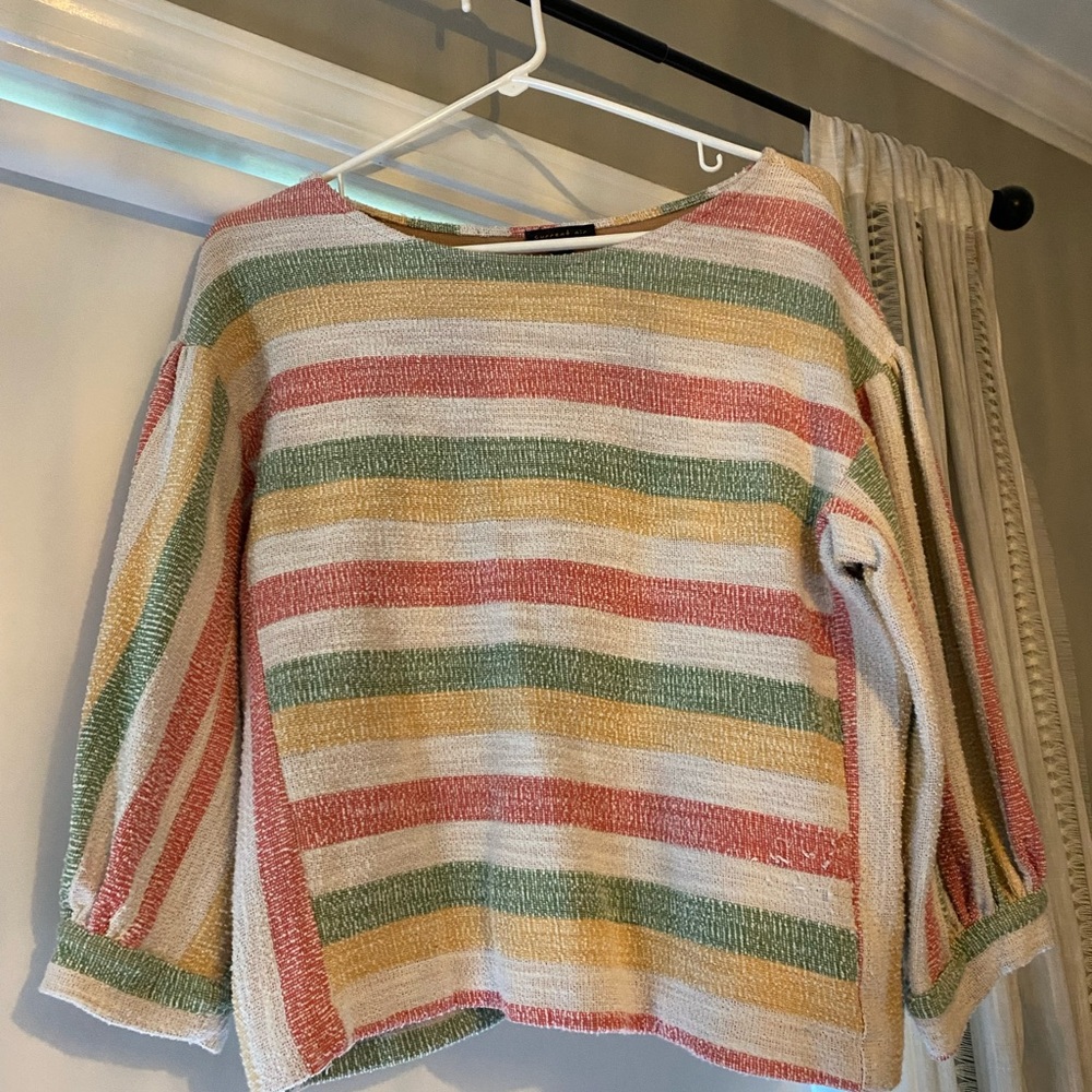 3/4 sleeve blouse like new